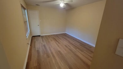 2271 Hometown Dr in Memphis, TN - Building Photo - Building Photo
