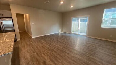 621 Vine St in Lantana, TX - Building Photo - Building Photo