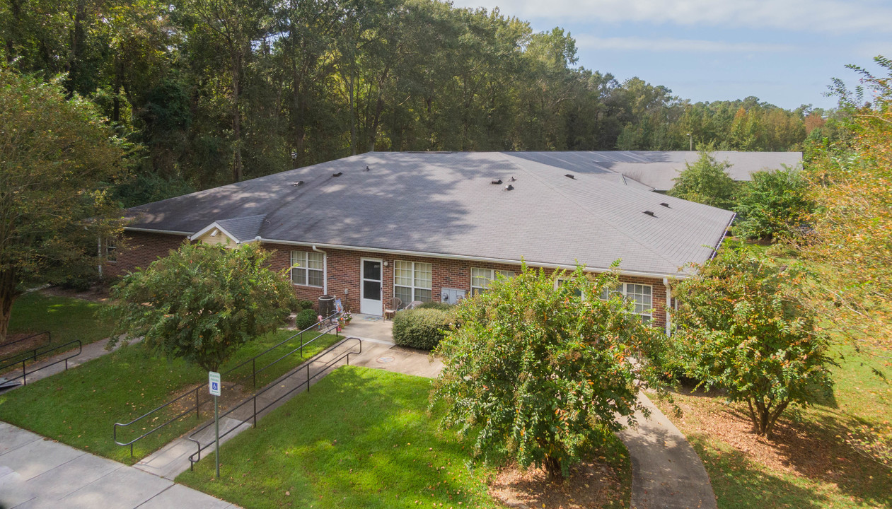 Brentwood in Kenansville, NC - Building Photo