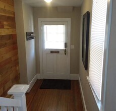 816 Westover Ave, Unit B in Norfolk, VA - Foto de edificio - Building Photo