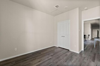 11631 Vistawood St in Willis, TX - Building Photo - Building Photo