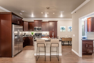 Harbor Town in Little Rock, AR - Building Photo - Interior Photo