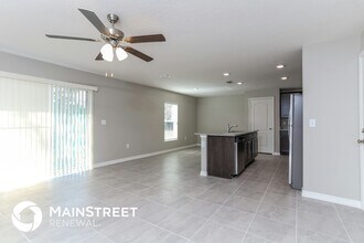 360 Fern Ct in Poinciana, FL - Building Photo - Building Photo