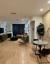 1225 Island Ave, Unit 313 in San Diego, CA - Foto de edificio - Building Photo