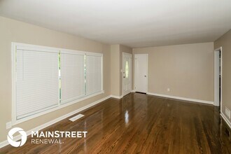 545 Goldenrod Dr in Birmingham, AL - Building Photo - Building Photo