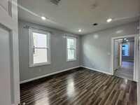 125 Clarke Ave, Unit 226 in Jersey City, NJ - Building Photo - Building Photo