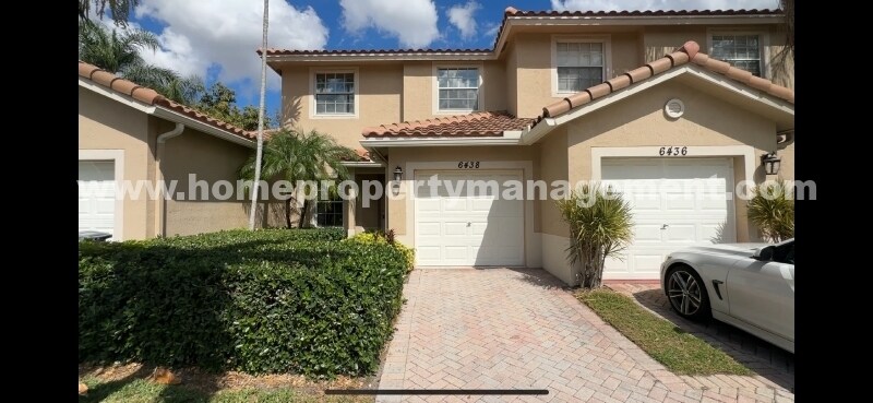 6438 Park Lake Cir in Boynton Beach, FL - Building Photo