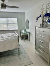 2555 NE 11th St in Fort Lauderdale, FL - Building Photo - Building Photo
