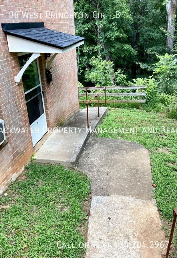 96 W Princeton Cir Cir in Lynchburg, VA - Building Photo - Building Photo
