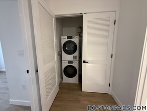 199 Gardner St in Boston, MA - Foto de edificio - Building Photo