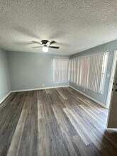 317-312 Warren Ln in Inglewood, CA - Building Photo - Building Photo
