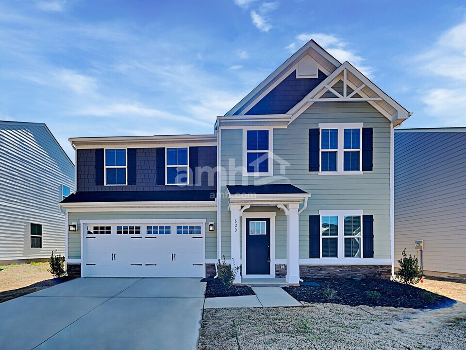 620 Hamilton Park Dr in Denver, NC - Building Photo