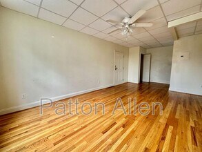 43 Ravenscroft Dr in Asheville, NC - Building Photo - Building Photo