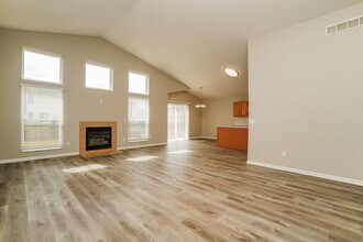 8671 Maisch St in Blacklick, OH - Building Photo - Building Photo