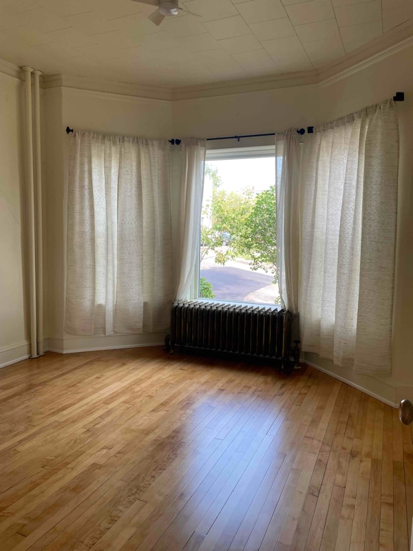 property at 319 N 4th Ave W