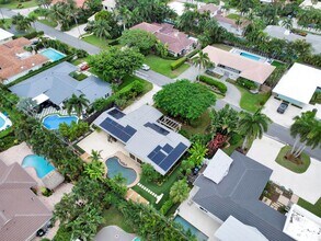 2433 NE 26th Ave in Fort Lauderdale, FL - Building Photo - Building Photo