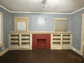 2201 N I St, Unit Duplex in Fort Smith, AR - Building Photo - Building Photo