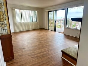 25072 Alicia Dr in Dana Point, CA - Building Photo - Building Photo