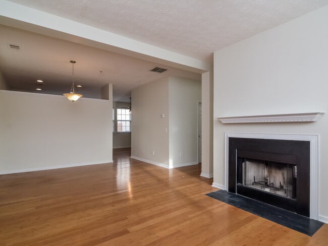 142 Weatherstone Square Dr in Woodstock, GA - Building Photo - Building Photo