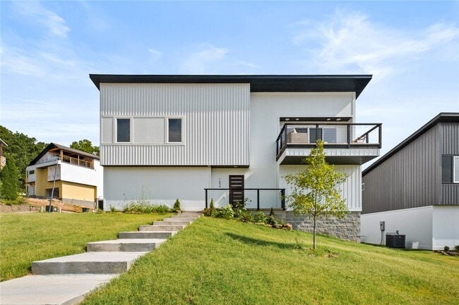 property at 1694 E Acacia Crossing
