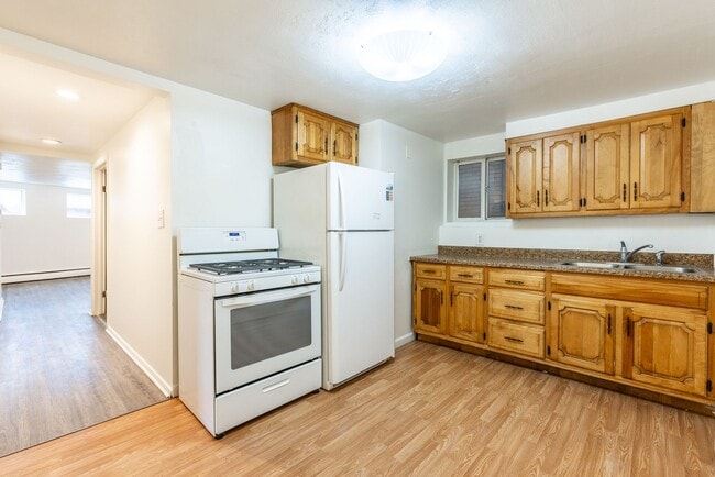 property at 2233 Arlington Ave