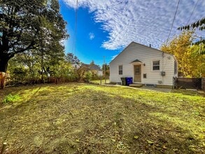 1040 E Gates St in Columbus, OH - Building Photo - Building Photo