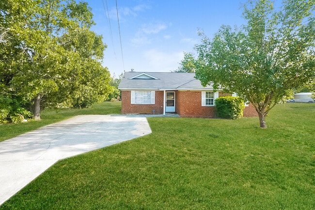 property at 2218 Travis Rd