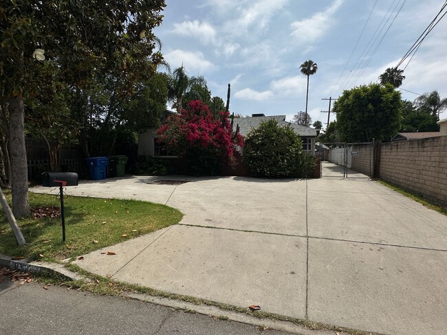 property at 6534 Valjean Ave
