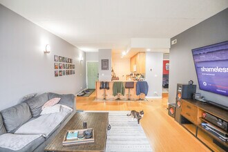 4625 W Lawrence Ave in Chicago, IL - Building Photo - Building Photo