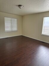 398 East Cassidy Drive in Meridian, ID - Foto de edificio - Building Photo