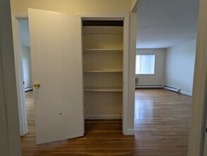 75 Gardner St, Unit 37 in Boston, MA - Building Photo - Building Photo