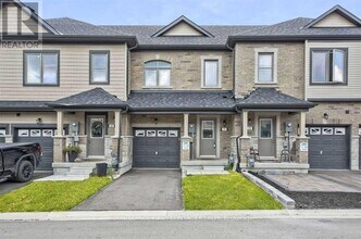 12 Deneb St in Barrie, ON - Building Photo - Building Photo