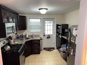 75 Wyoming Ave in Long Beach, NY - Building Photo - Building Photo