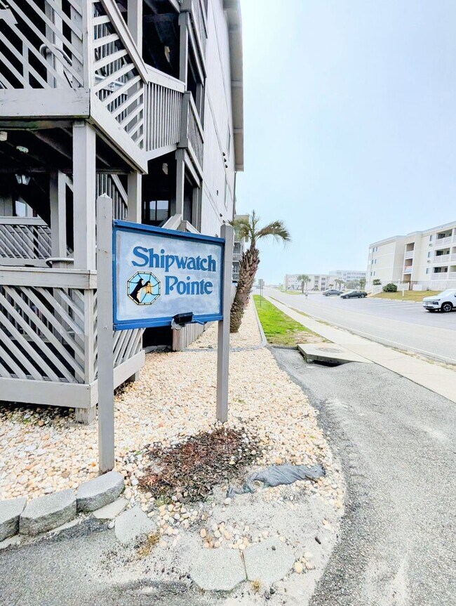 9621 Shore Dr in Myrtle Beach, SC - Building Photo - Building Photo