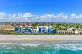 571 Jimmy Buffett Mem Hwy in Satellite Beach, FL - Building Photo - Building Photo