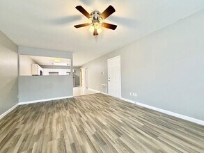 4340 Forest Point Dr in Garland, TX - Building Photo - Building Photo