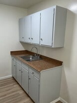 12571 Shelley Dr, Unit 2 in Garden Grove, CA - Building Photo