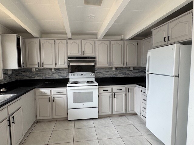 1496 Lehia St in Honolulu, HI - Building Photo