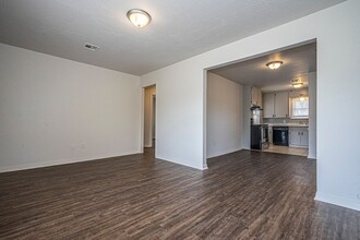 4507 N Rockwell Ave in Bethany, OK - Building Photo - Building Photo