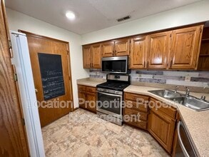 2113 Atchison Ave in Lawrence, KS - Building Photo - Building Photo