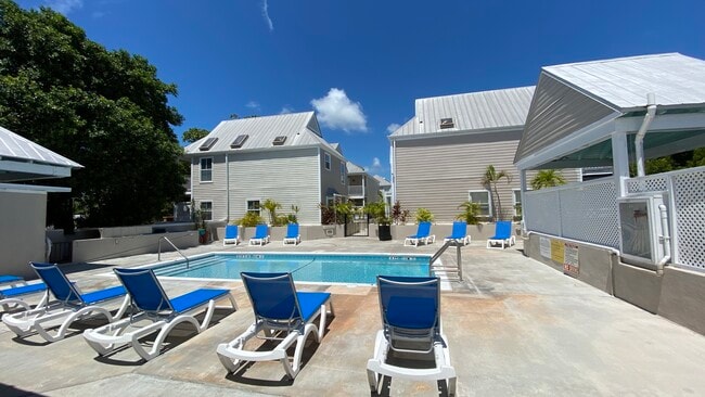 property at 1075 Duval St