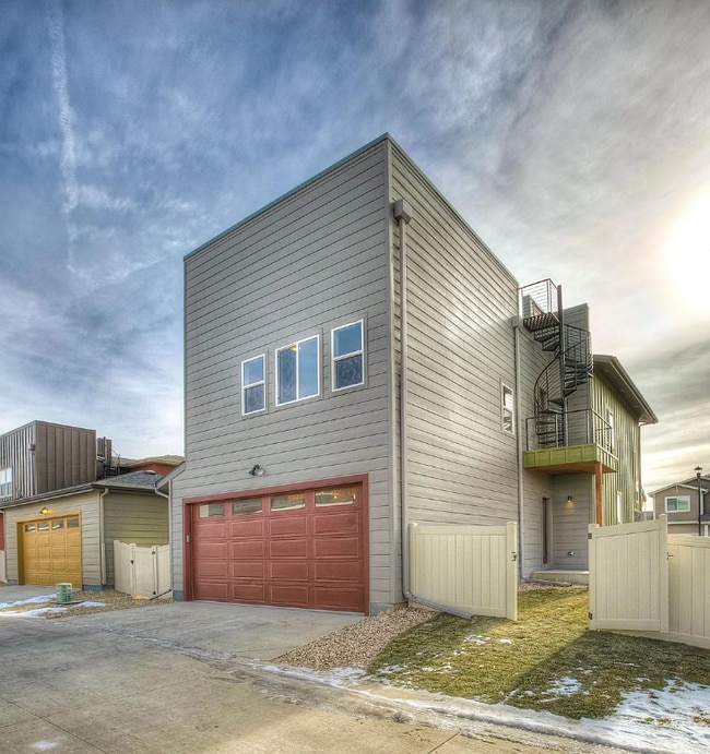 2132 Saison St in Fort Collins, CO - Building Photo - Building Photo