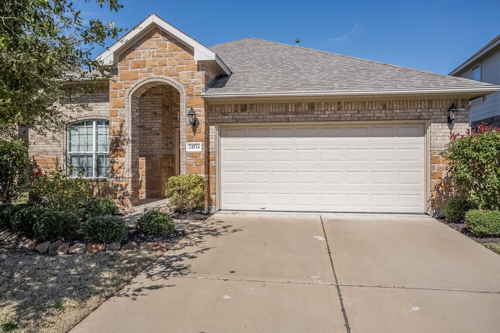 24534 Sawgrass Meadow Ln in Katy, TX - Building Photo