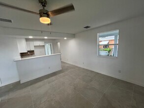 957 Lewis Dr in Riviera Beach, FL - Building Photo - Building Photo