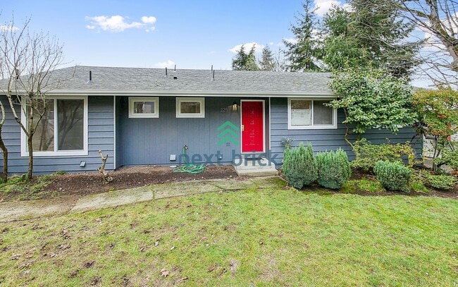 property at 225 105th Ave SE