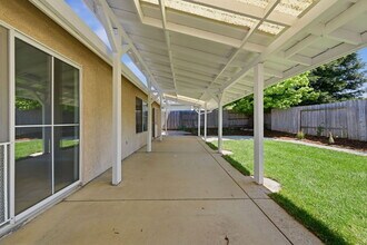 6245 Gold Hills Ct in Redding, CA - Building Photo - Building Photo