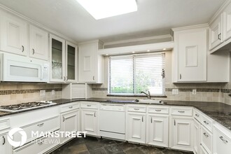 20502 Spoonwood Dr in Humble, TX - Building Photo - Building Photo