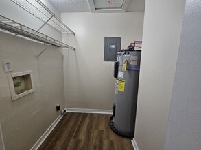 3386 Pine Forest Rd in Ensley, FL - Building Photo - Building Photo