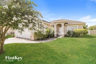 1020 Robin Ln in Winter Haven, FL - Building Photo - Building Photo