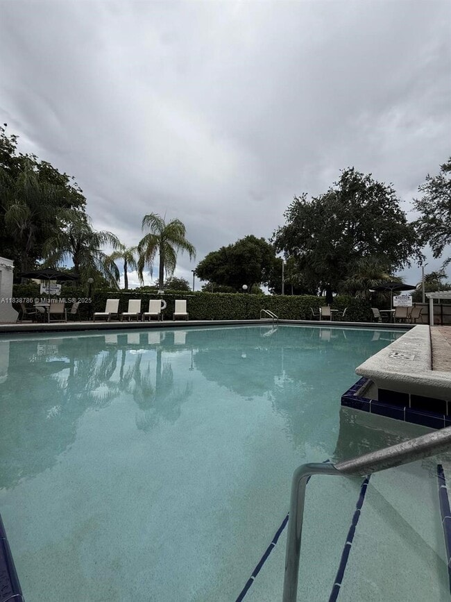 2160 SW 16th Ave in Miami, FL - Building Photo - Building Photo